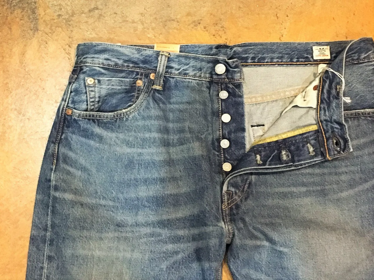 005012279 Levi's Premium 501 Original Fit Foam Mud Selvedge