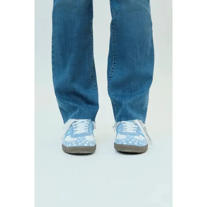 1822 Mid Rise Slim Bootcut Raw Hem Jean