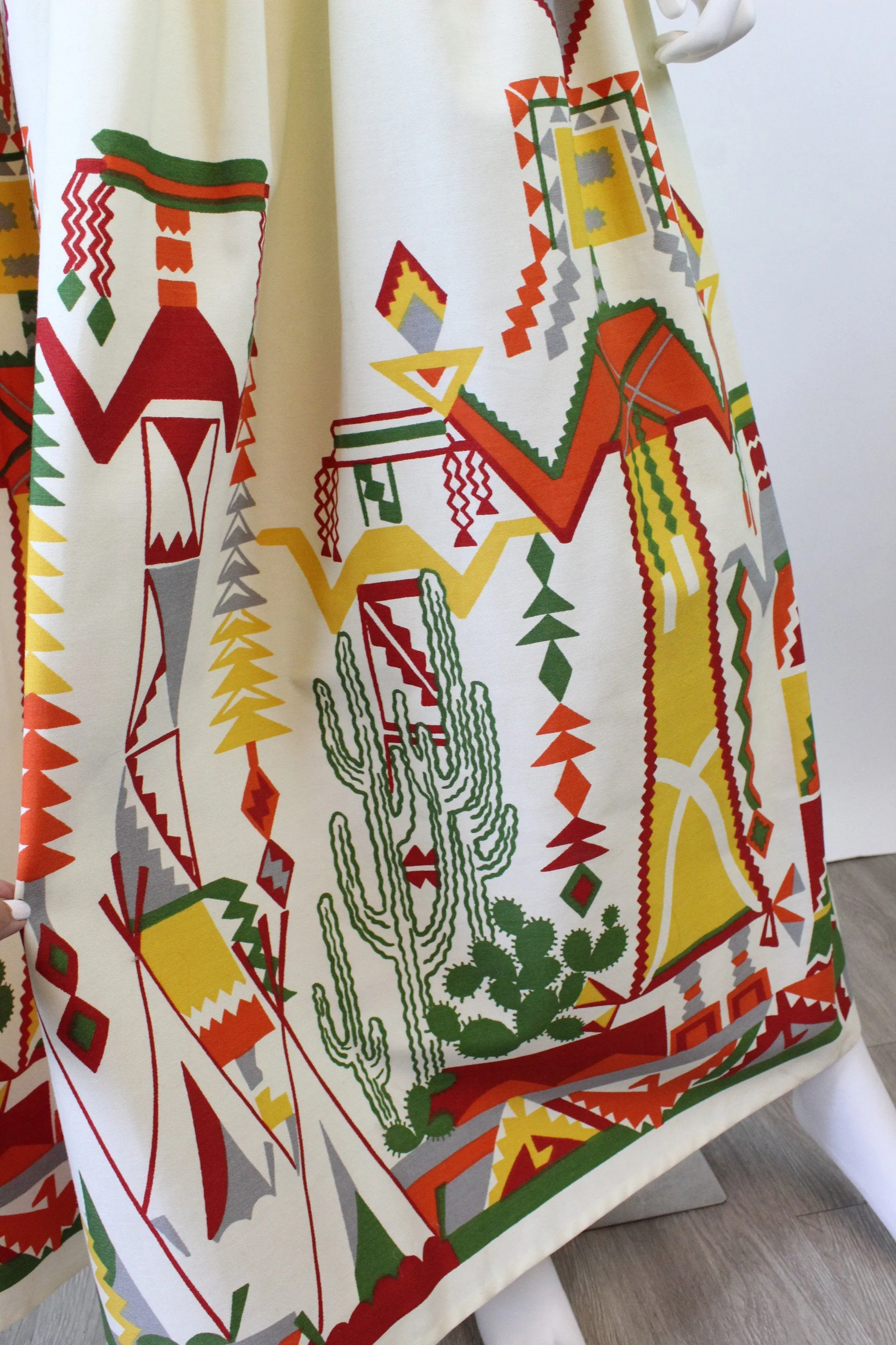1950s CACTUS kachina doll print novelty maxi skirt small | new spring