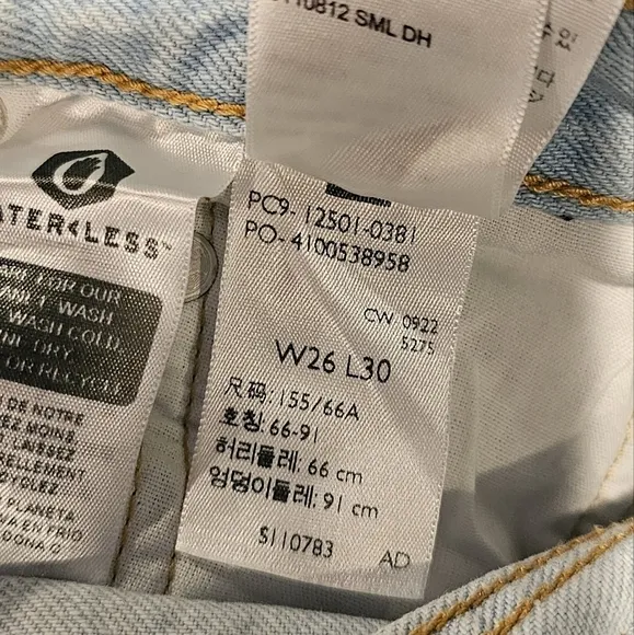 501 '90s jeans in light wash