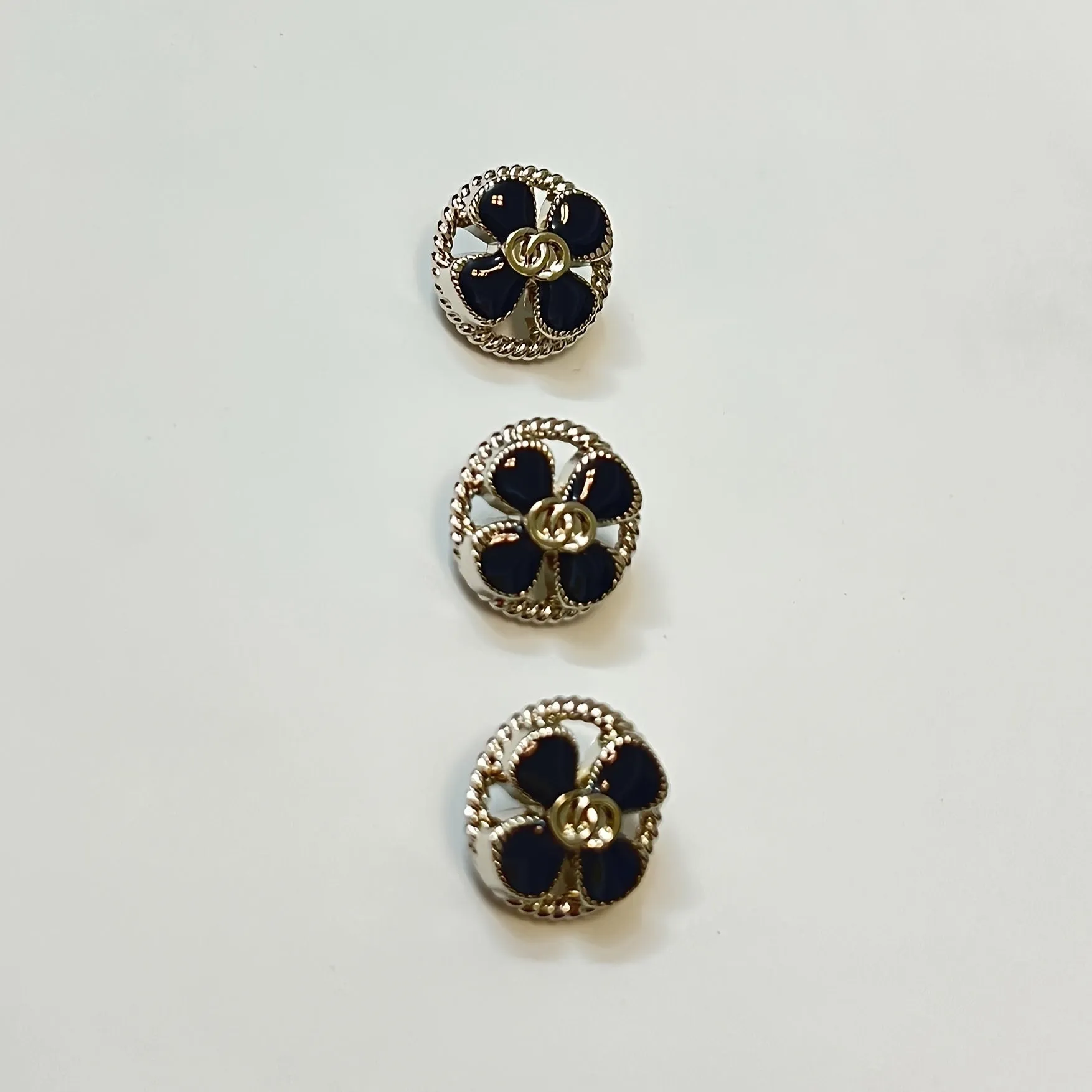 8pcs Floral Hollow Metal Buttons for Clothing Shirt Sweater Suit