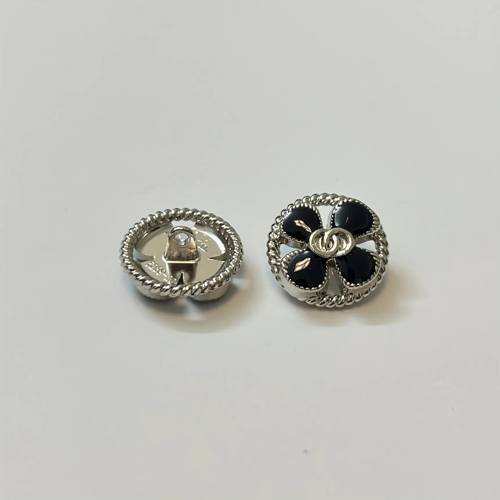 8pcs Floral Hollow Metal Buttons for Clothing Shirt Sweater Suit