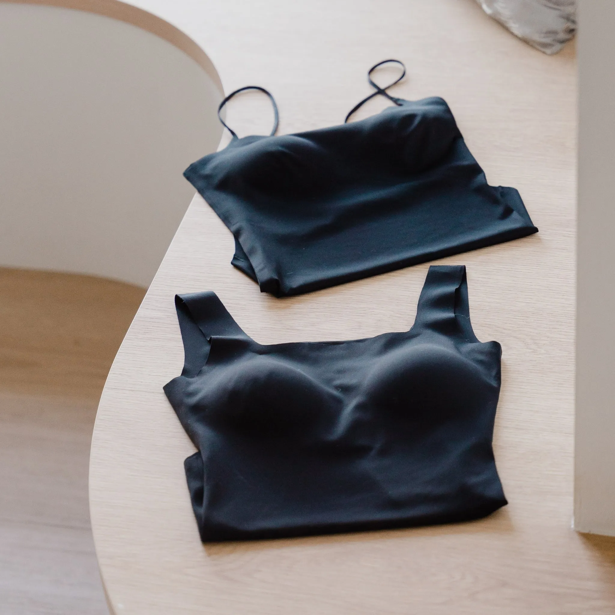 air-ee Square Neck Seamless Bodysuit (Signature Edition) in Black