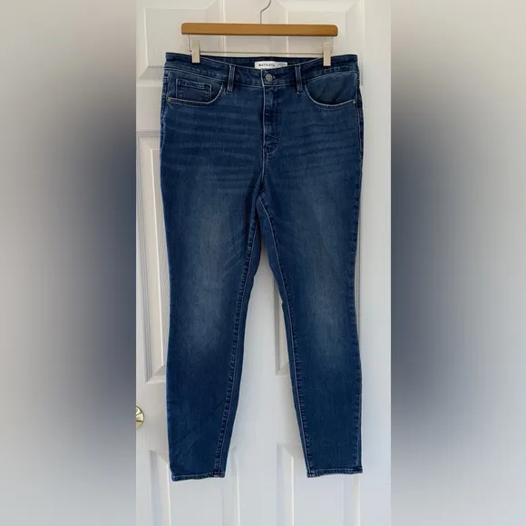 ATHLETA Sculptek👖Skinny Jeans Dark Blue Denim Wash size 14 *EUC*
