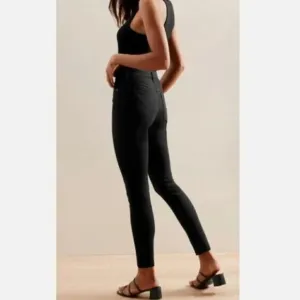 Banana Republic Black High-Rise Skinny Fade-Resistant Jeans Size 0/25 RAW HEM