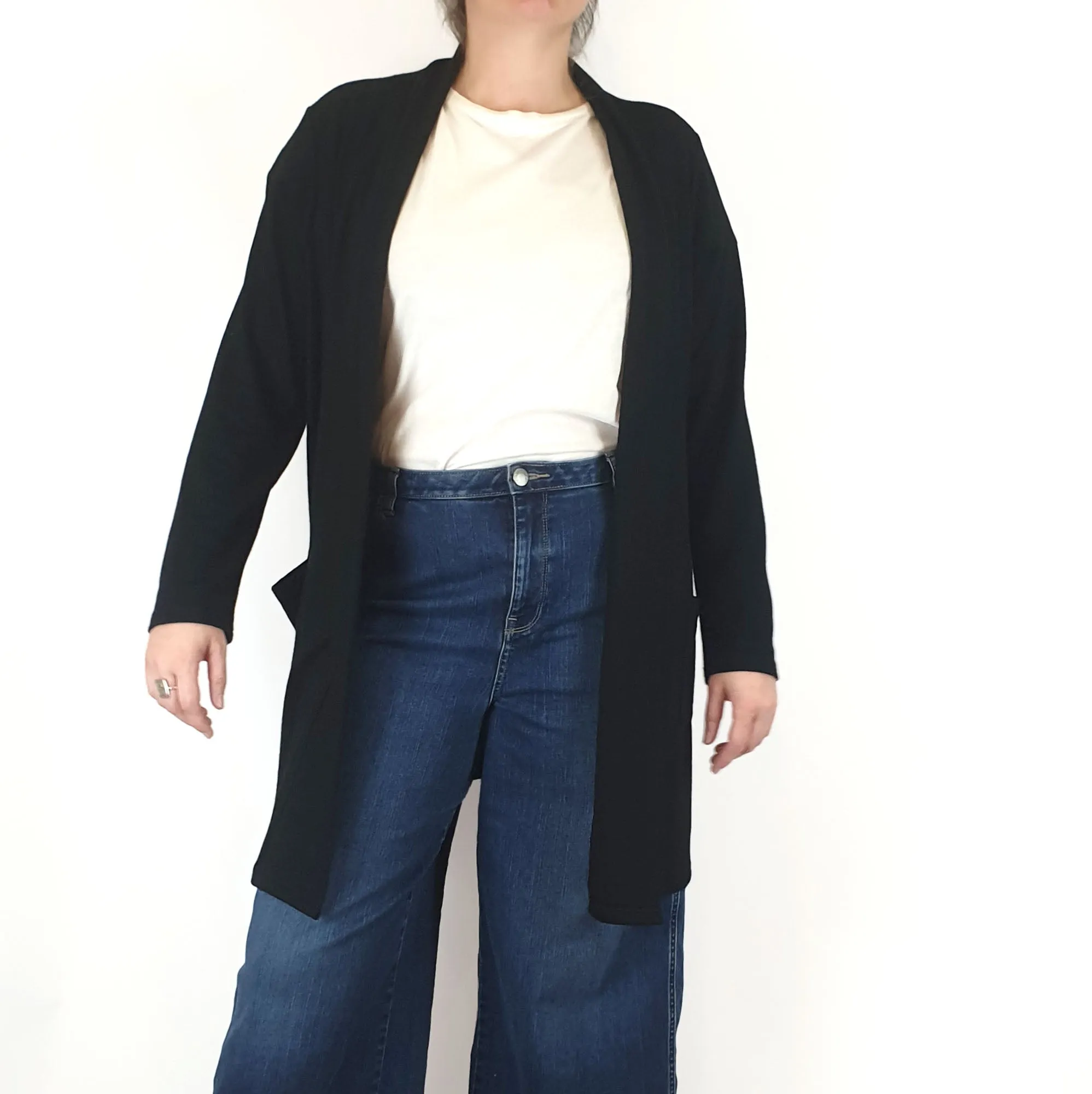Basics by Threads black top size XL