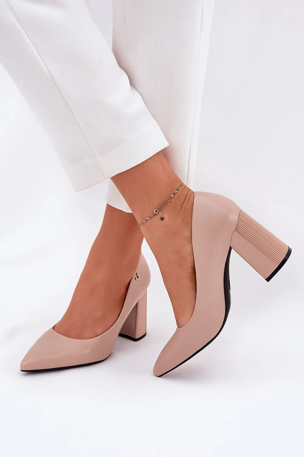 Block heel pumps Step in style