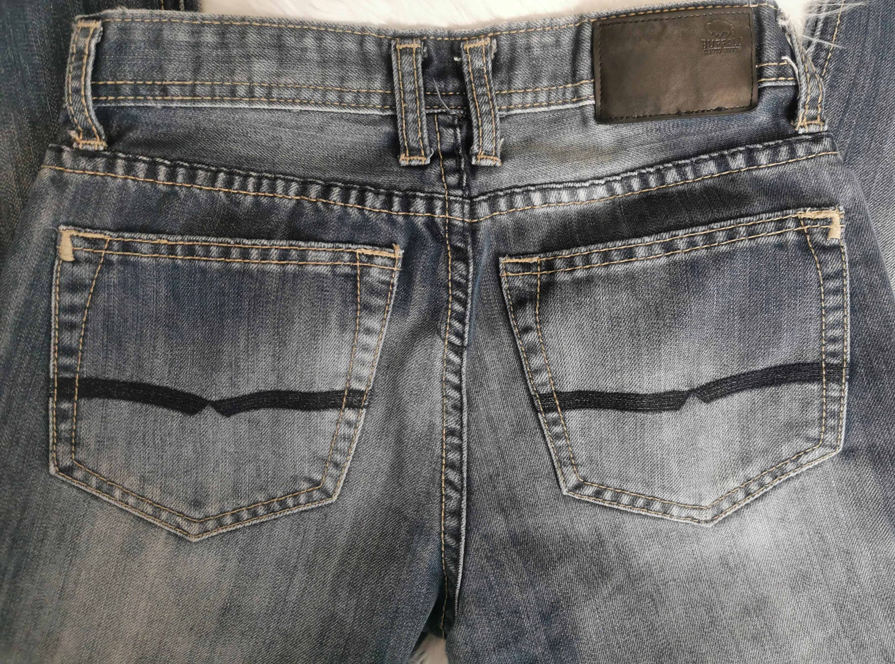 BOY SIZE 12 YEARS - BUFFALO, Style: 'Driven X' Straight Jeans EUC B16