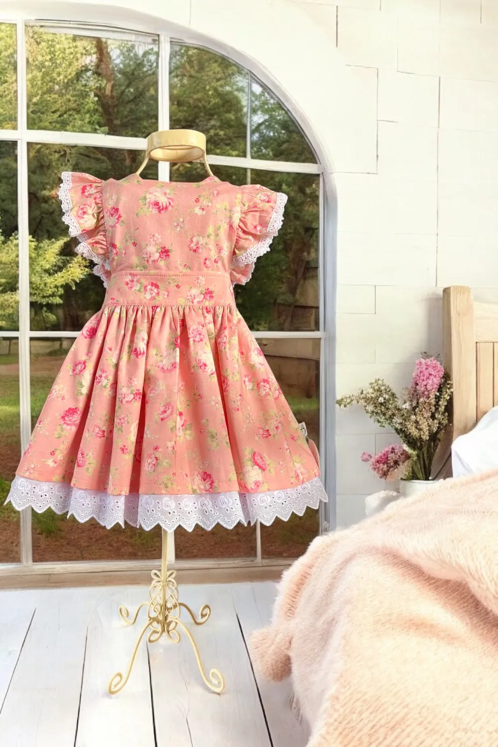 Charlotte Emma Dress
Roses in Peach
Rococo & Sweet Collection 
Rare & OOP Lecien Fabric ~ Sz 3