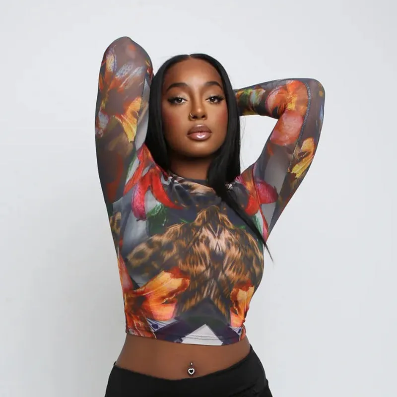 Chic  Fall Vintage Print Round Neck Long Sleeve Crop Top for Effortless Style