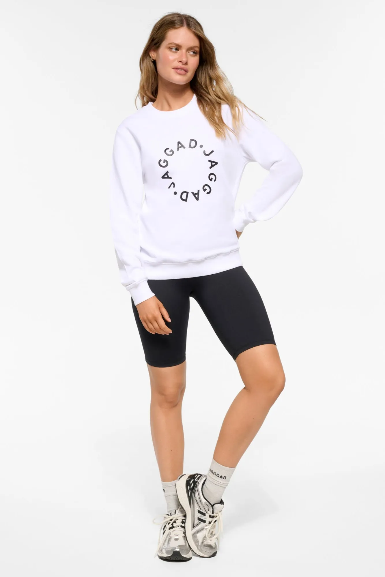 CLASSIC CIRCLE SWEATER WHITE