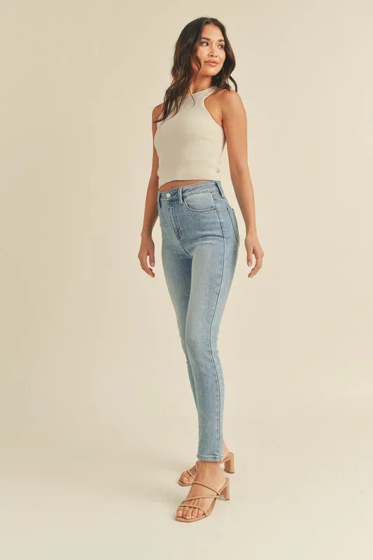 Clean Skinny Jeans