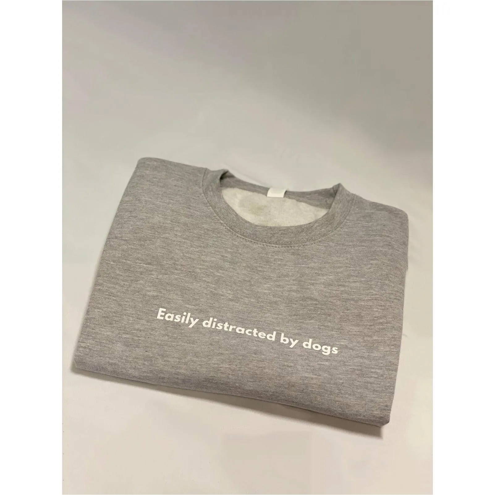Easily Distracted by Dogs Cosy Unisex Human Jumper (Light Grey)