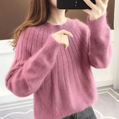 Elegant, soft women's WolffMode sweater