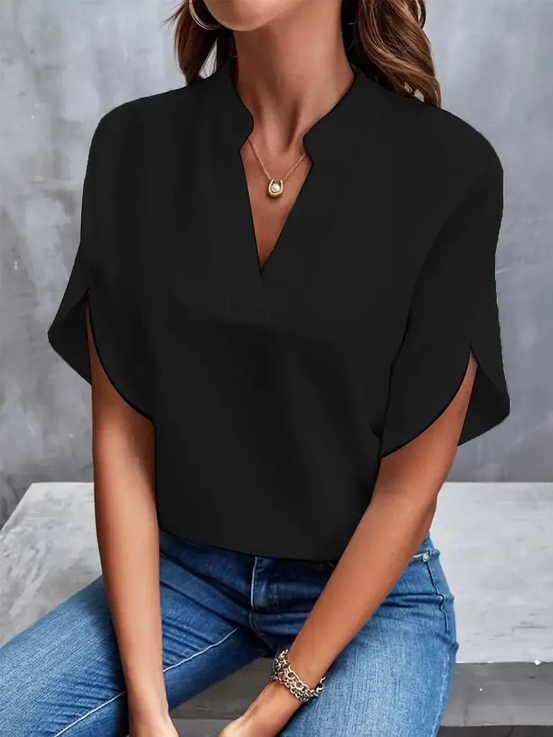 Elegant women's shirt with V-cut-modern & versatile