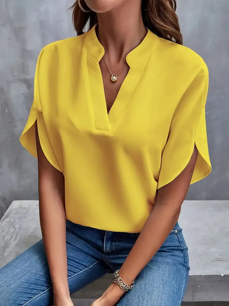 Elegant women's shirt with V-cut-modern & versatile