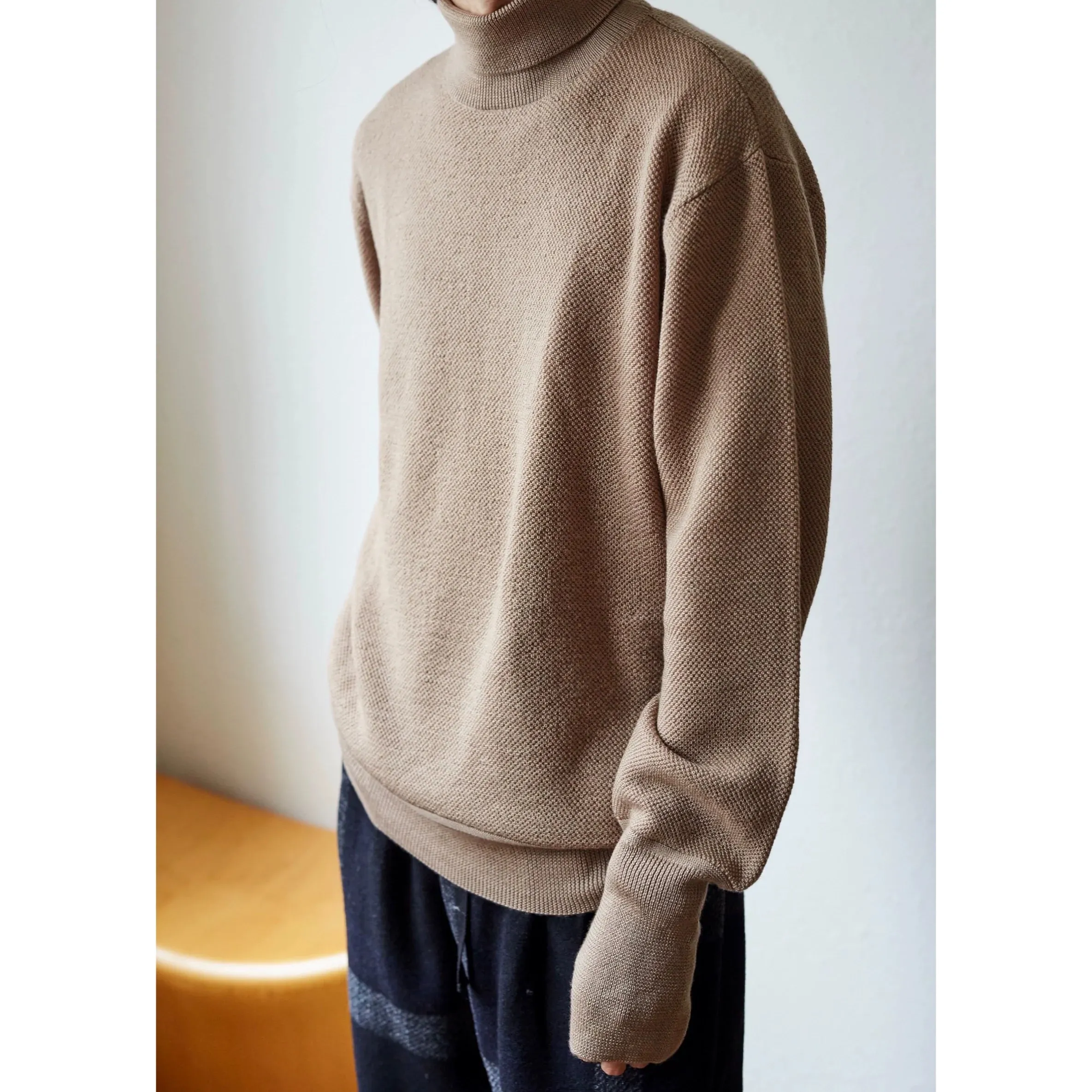 Elegant Wool Turtleneck Sweater