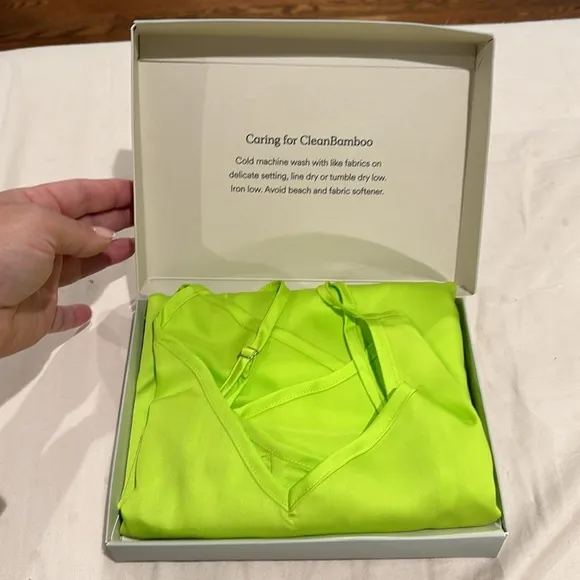 Ettitude lime satin cami &amp; shorts set size large New