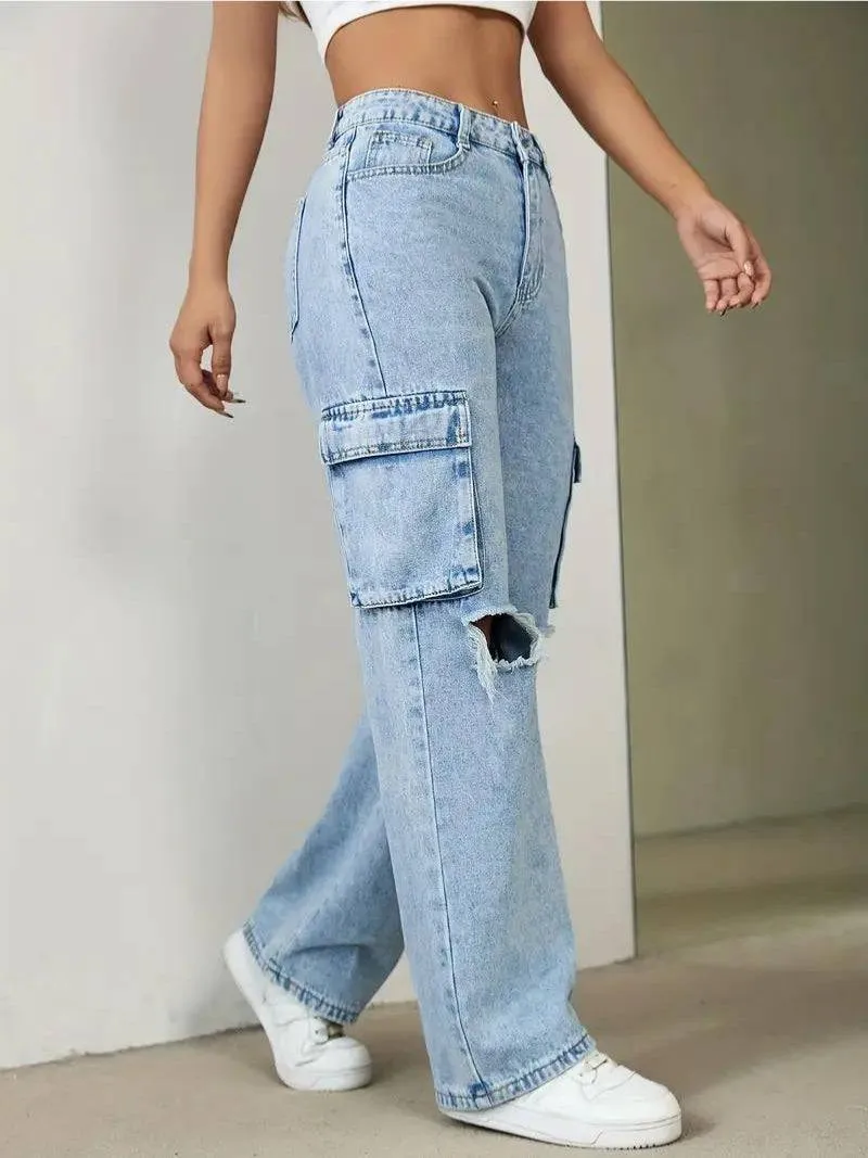 Fearless Fit Knee-Rip Cargo Jeans