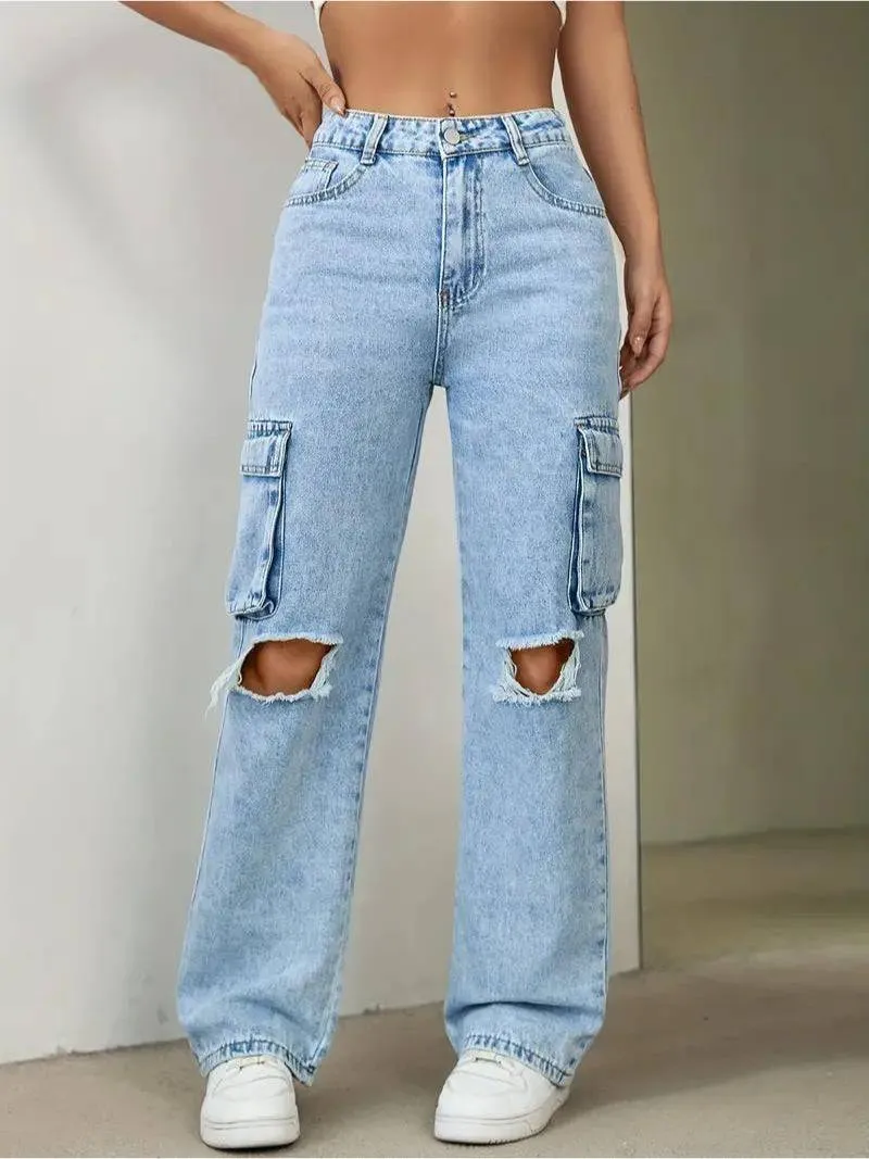 Fearless Fit Knee-Rip Cargo Jeans