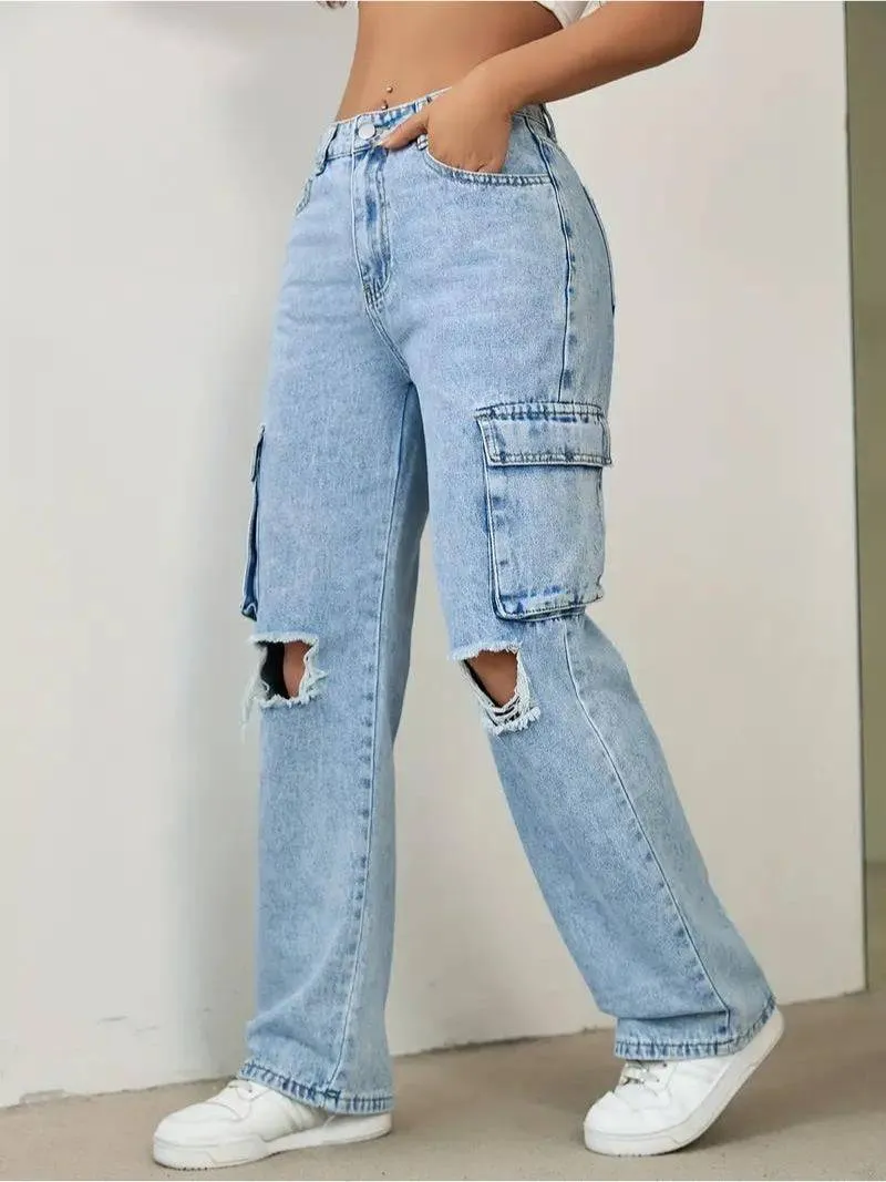 Fearless Fit Knee-Rip Cargo Jeans