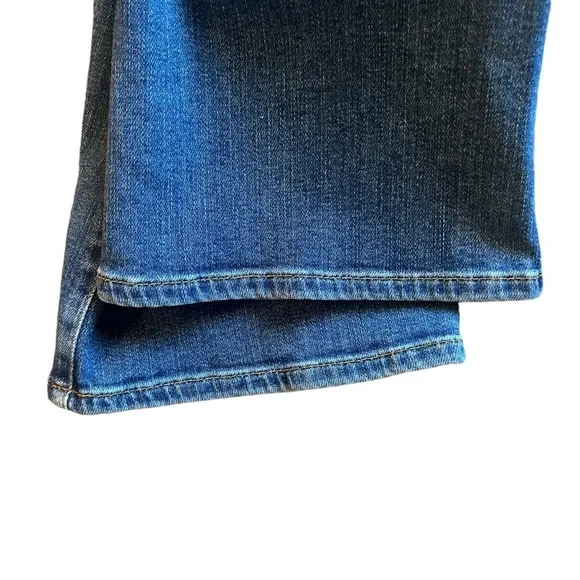 FRAME Le Crop Mini Boot jeans in EUC size 24