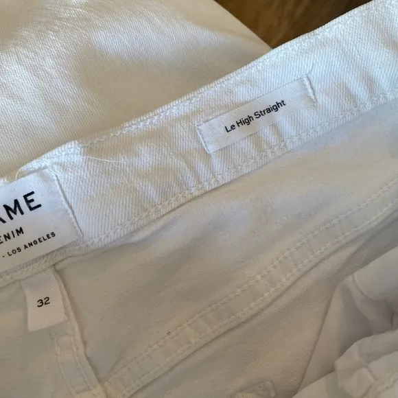 FRAME Le High Straight Blanc white jeans raw hem. Size 32