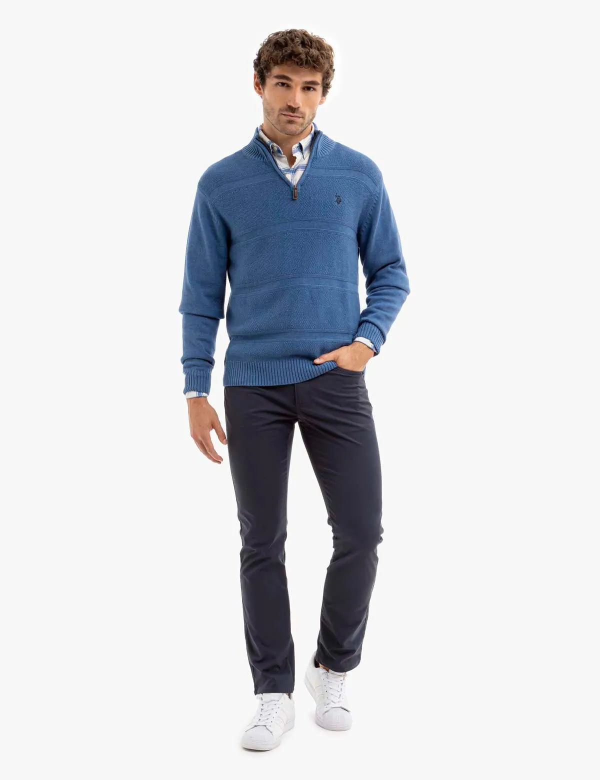 FRONT TEXTURED 1/4 ZIP SWEATER