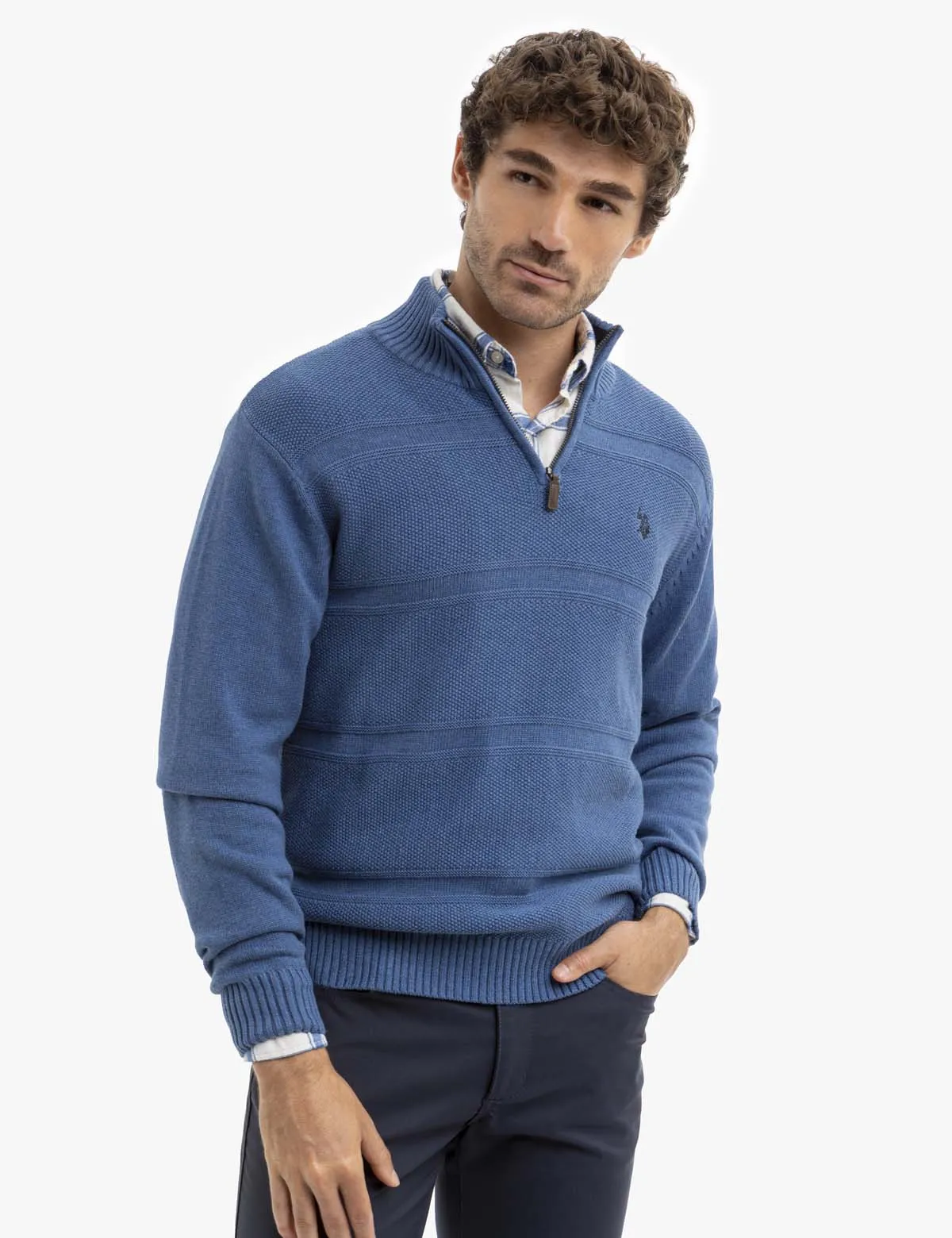 FRONT TEXTURED 1/4 ZIP SWEATER