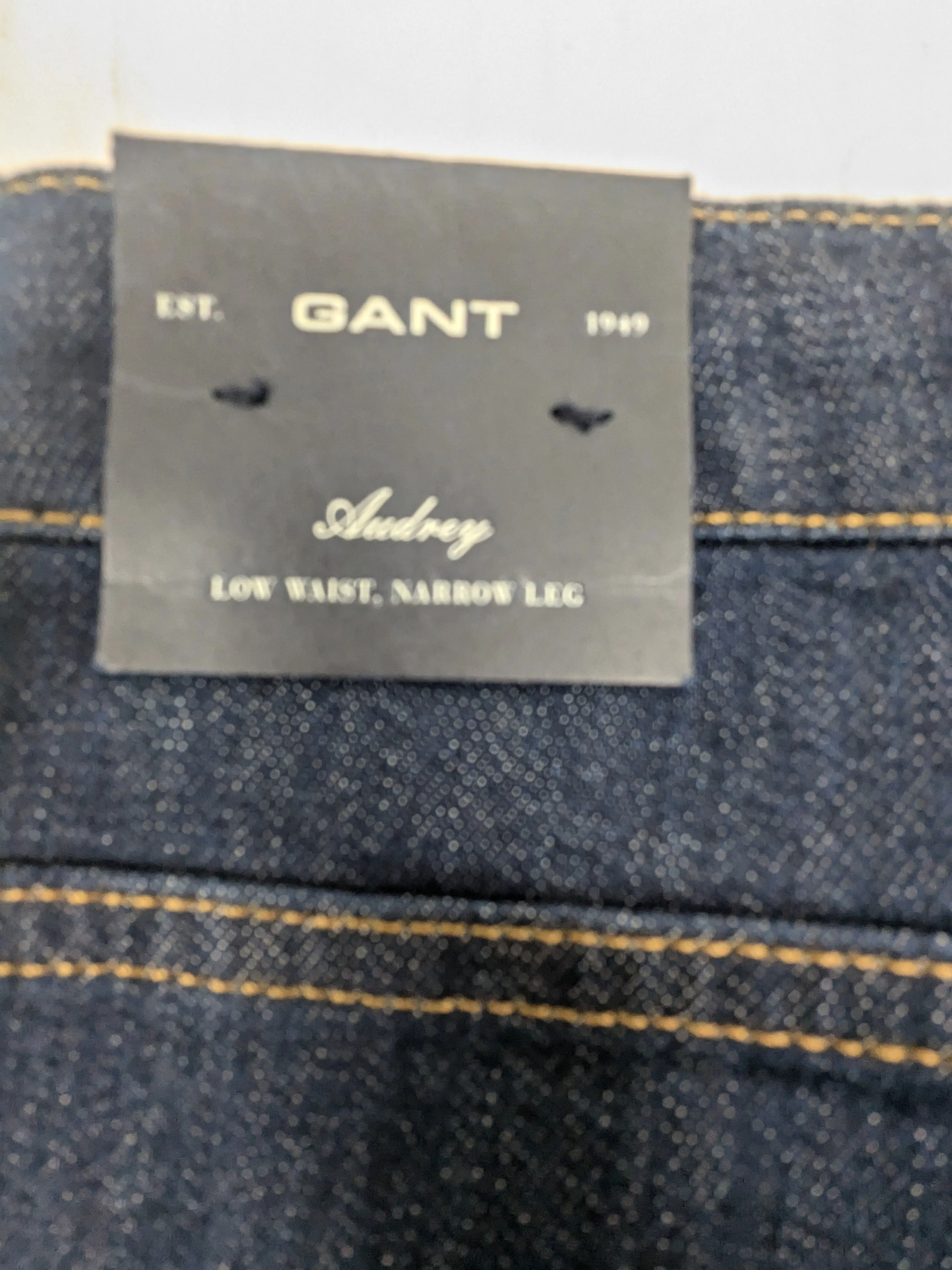 GANT Women's Dark Blue Audrey Denim Pants 410979 Size 30/32 NWT