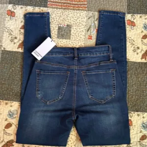 Hammer Jeans - Skinny Jeans - Medium Wash - Size 7 - Stretchy Material