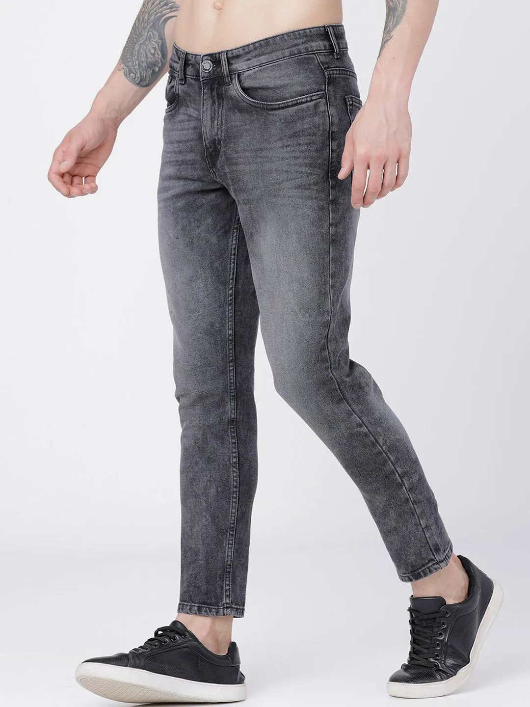 HIGHLANDER Men Grey Tapered Fit Mid-Rise Clean Look Stretchable Jeans