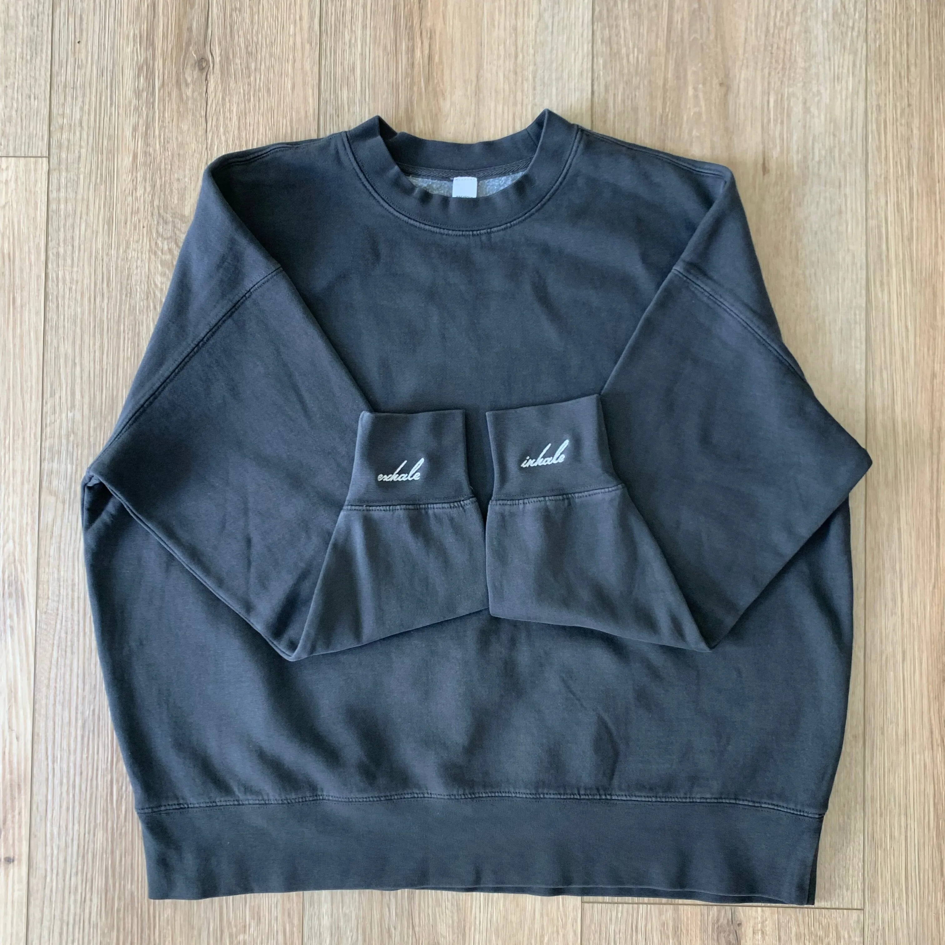 Inhale/Exhale Manifest Sweatshirt   Ink