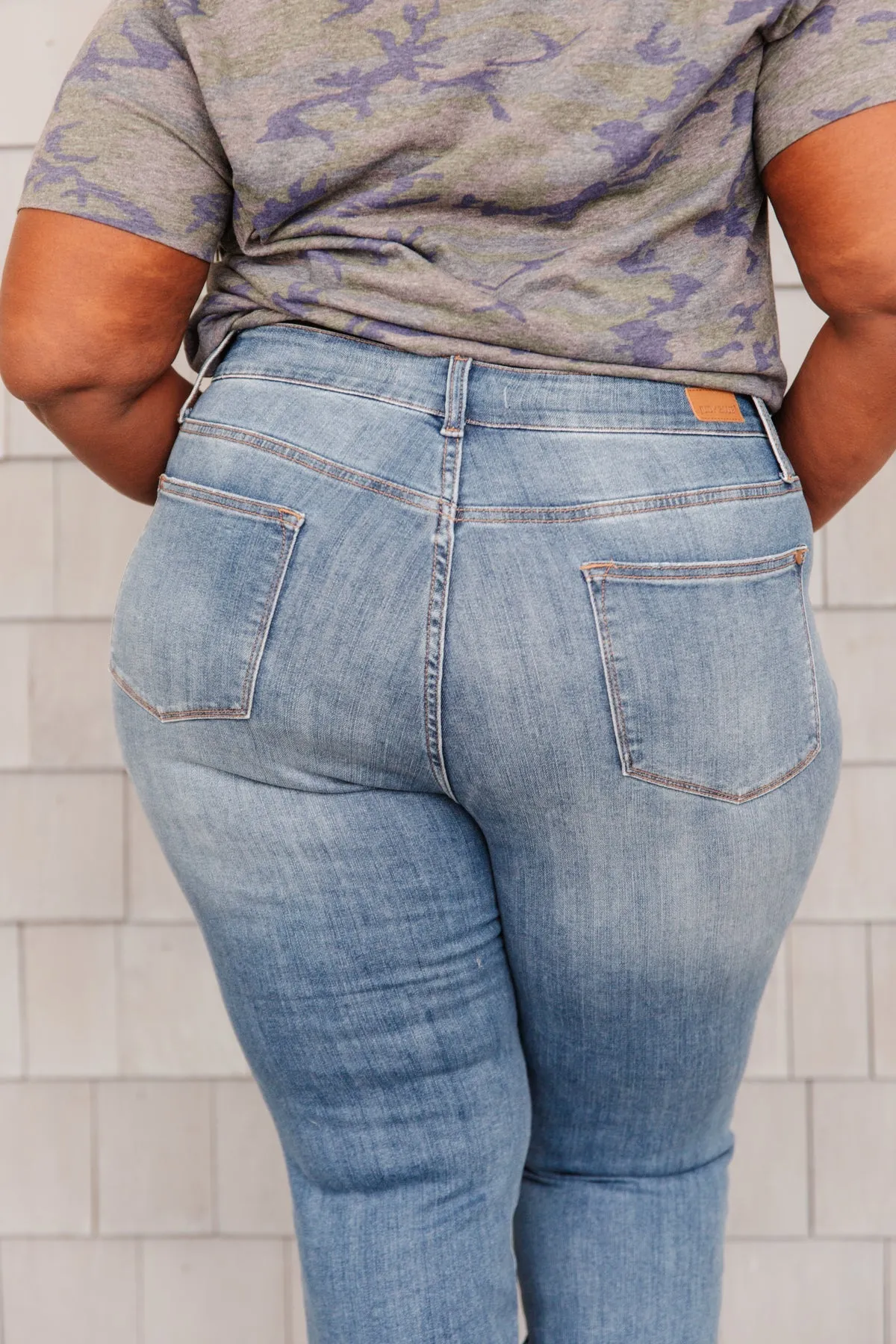 JUDY BLUE High Waist Slim Fit Jeans