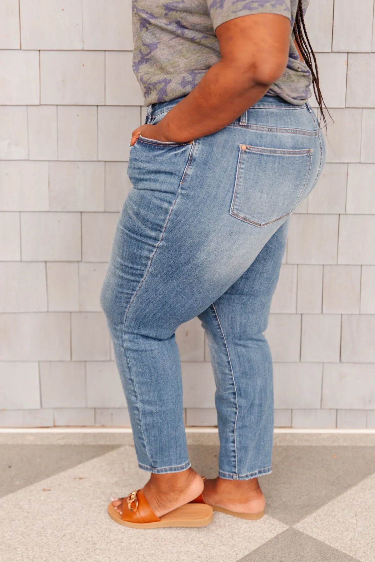 JUDY BLUE High Waist Slim Fit Jeans