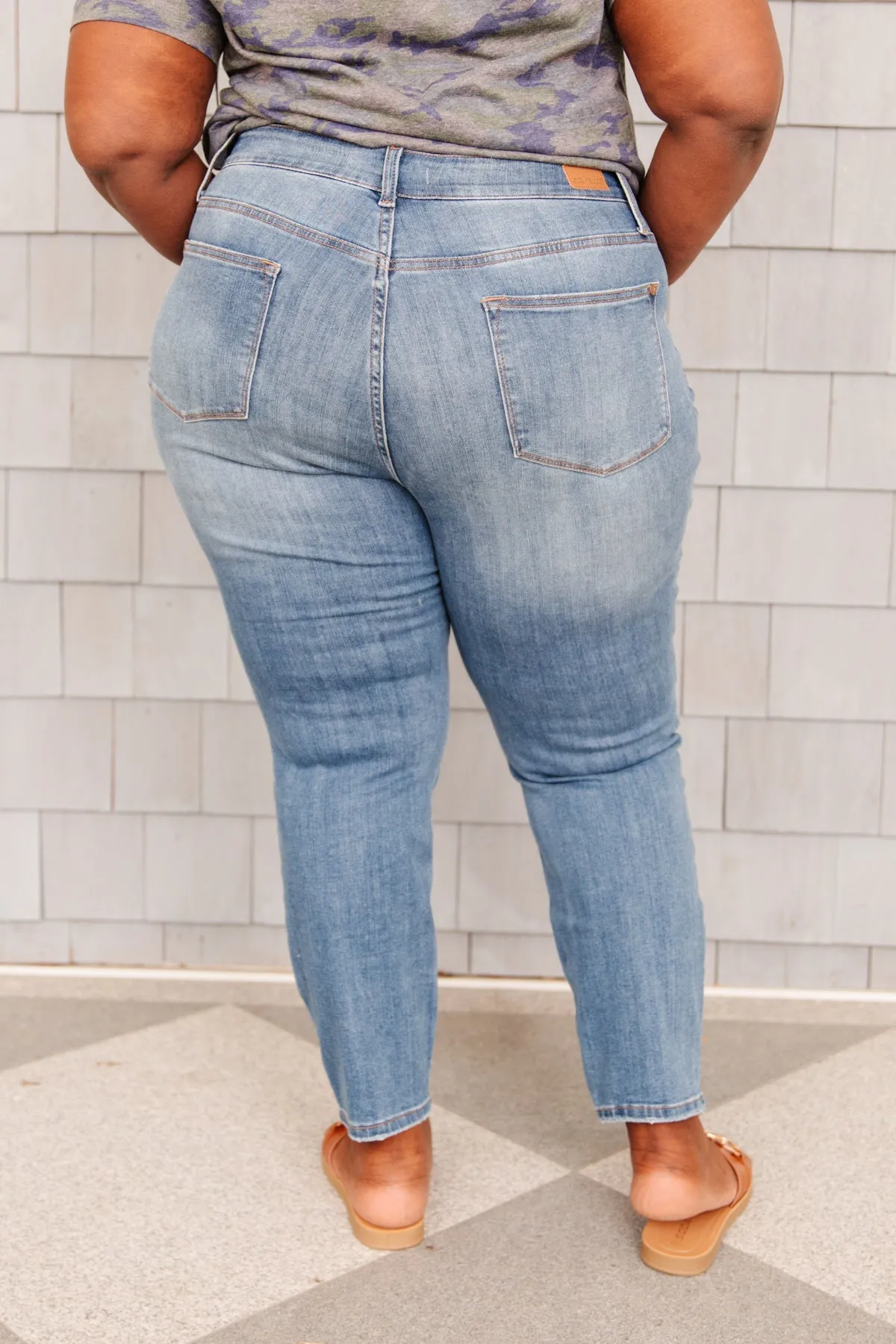 JUDY BLUE High Waist Slim Fit Jeans
