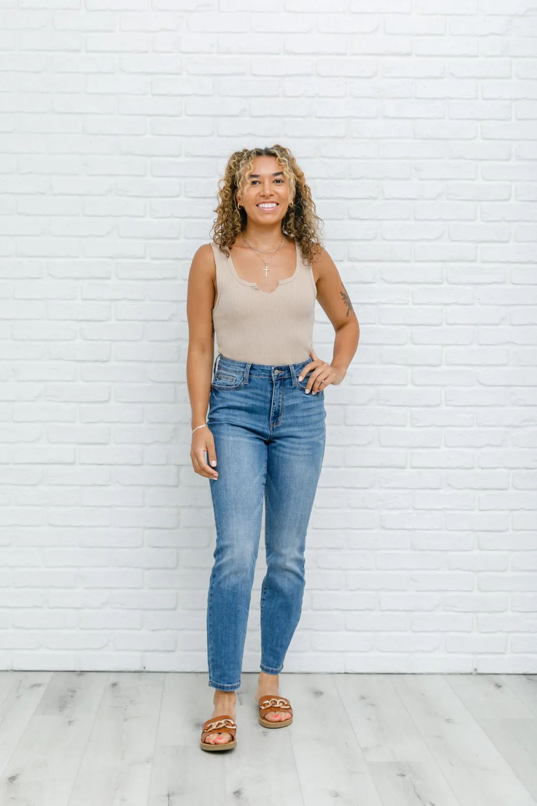 JUDY BLUE High Waist Slim Fit Jeans