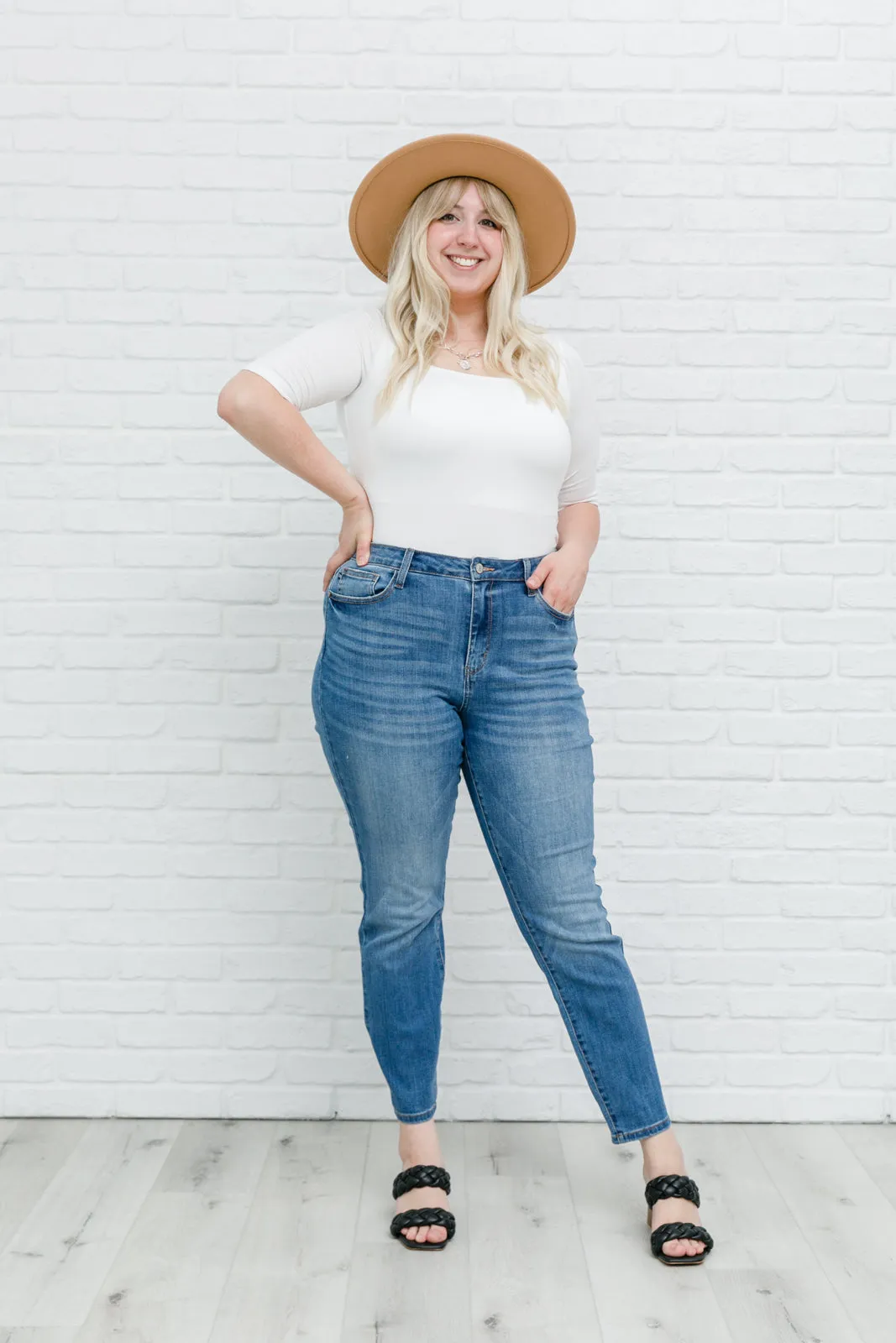 JUDY BLUE High Waist Slim Fit Jeans