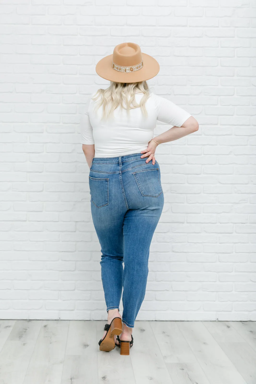 JUDY BLUE High Waist Slim Fit Jeans