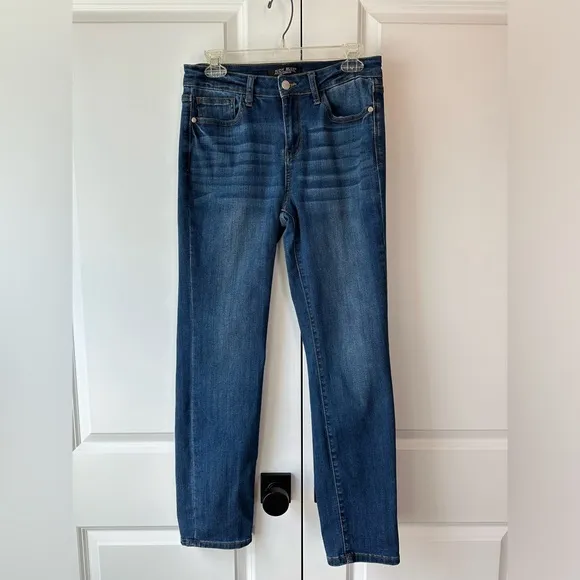 Judy Blue Women’s Straight Fit Jeans (JB82356) (Size 38)