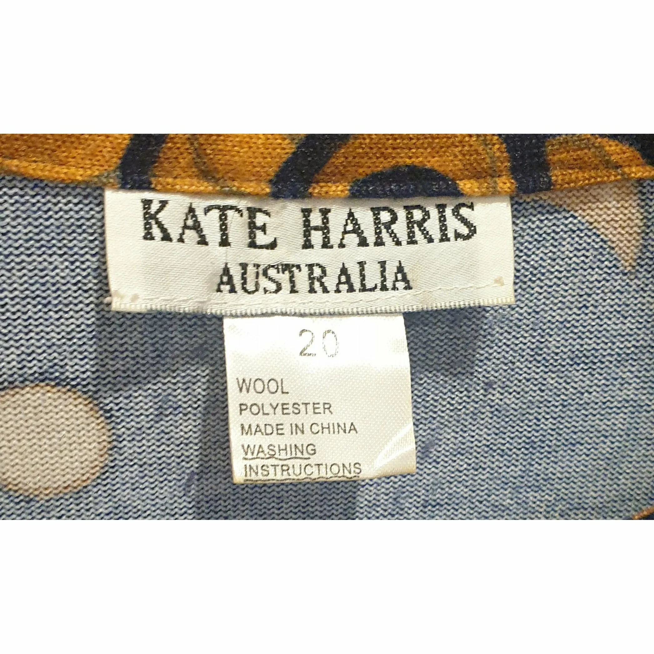 Kate Harris Australia wool mix unique print jumper size 20 (best fits size 16)