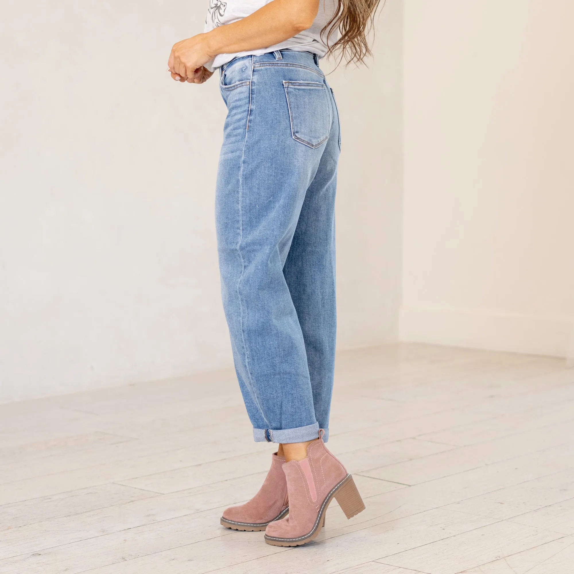 Kiara High Rise Cropped Barrel Fit