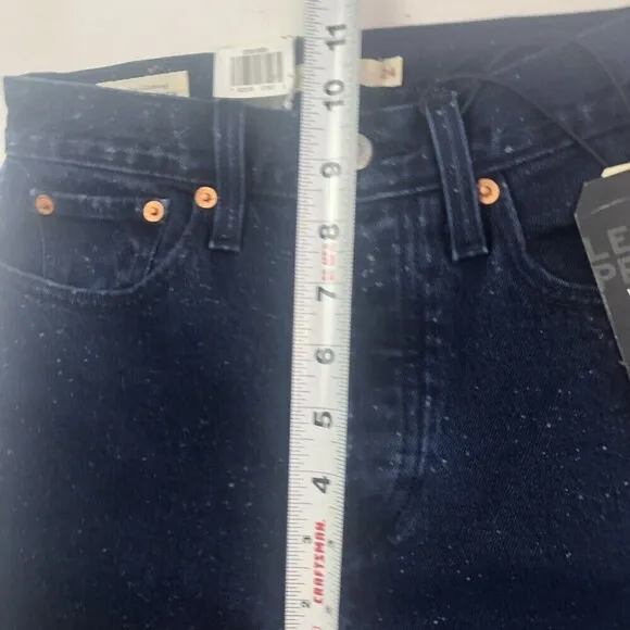 Levis Wedgie Fit Tapered Leg Jeans Size 24 Blue dark wash New
