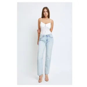 Light Wash Clean Classic Relaxed Straight