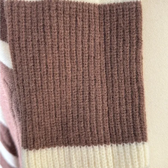 Line &amp; Dot NWT brown super soft turtleneck sweater size small Revolve