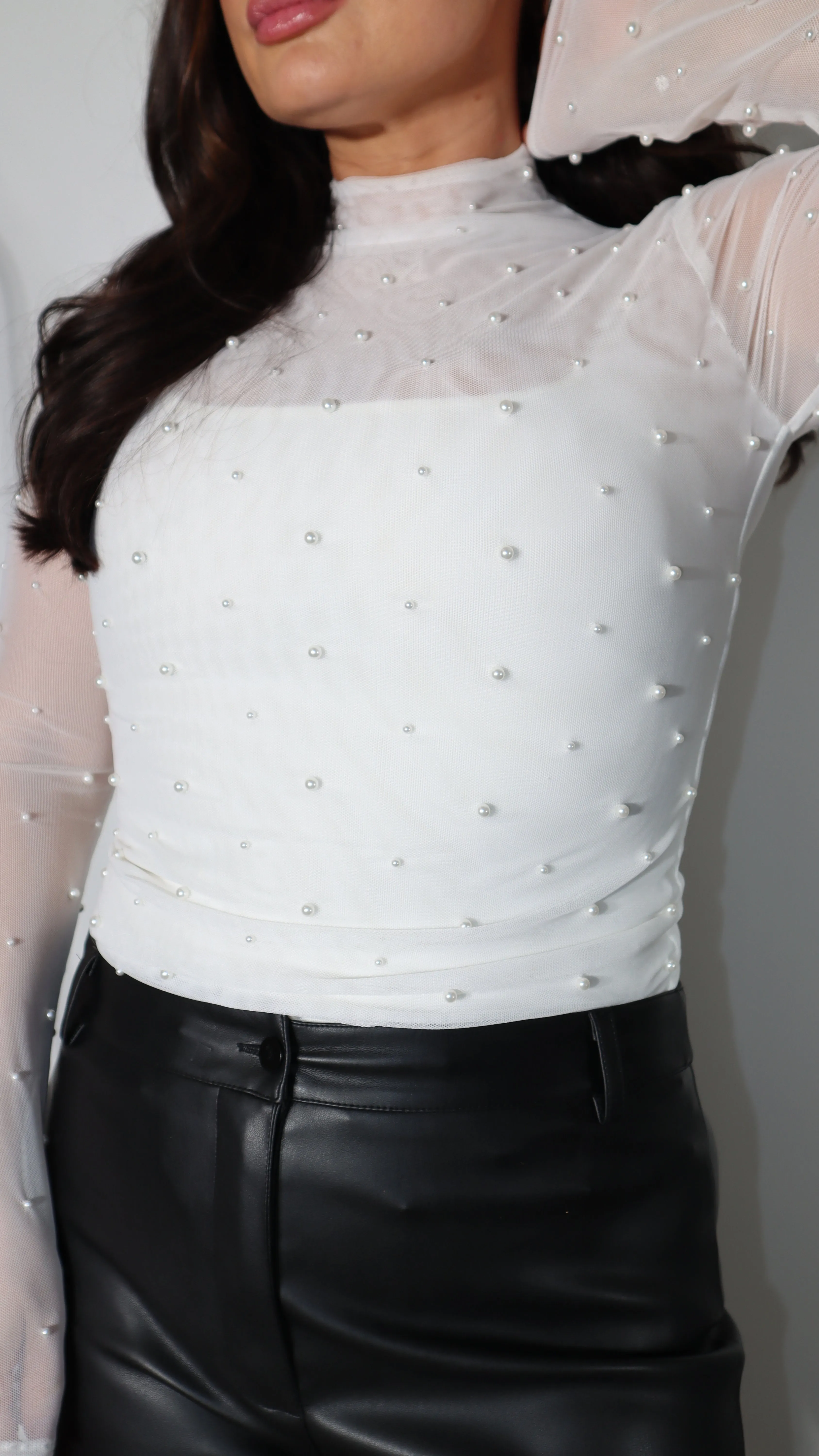 Long Sleeve Pearl Mesh ‘Char’ Top - Frost