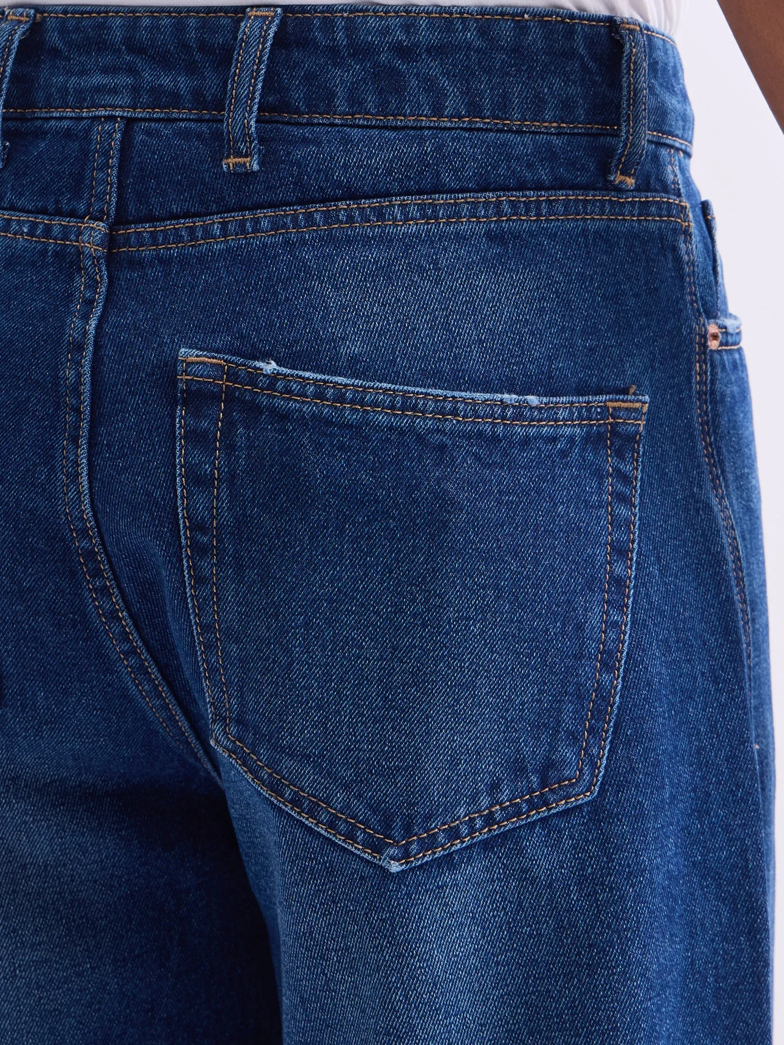 Loose Fit Mid Blue Jeans