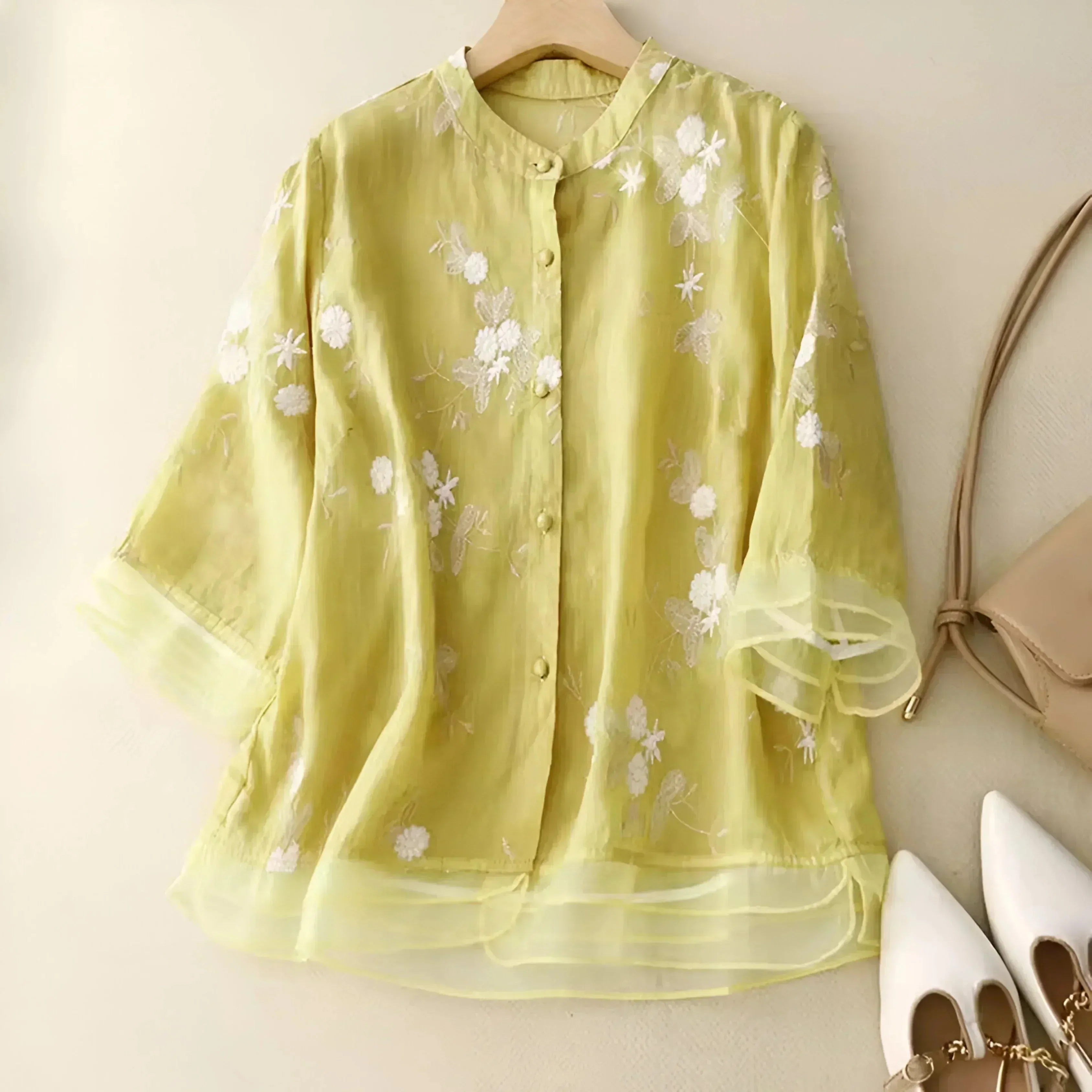 Magda | Embroidered Floral Blouse