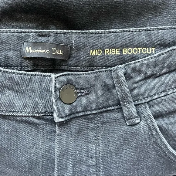 Massimo Dutti Mid Rise Boot Cut Stretchy Fit black denim jeans size 4