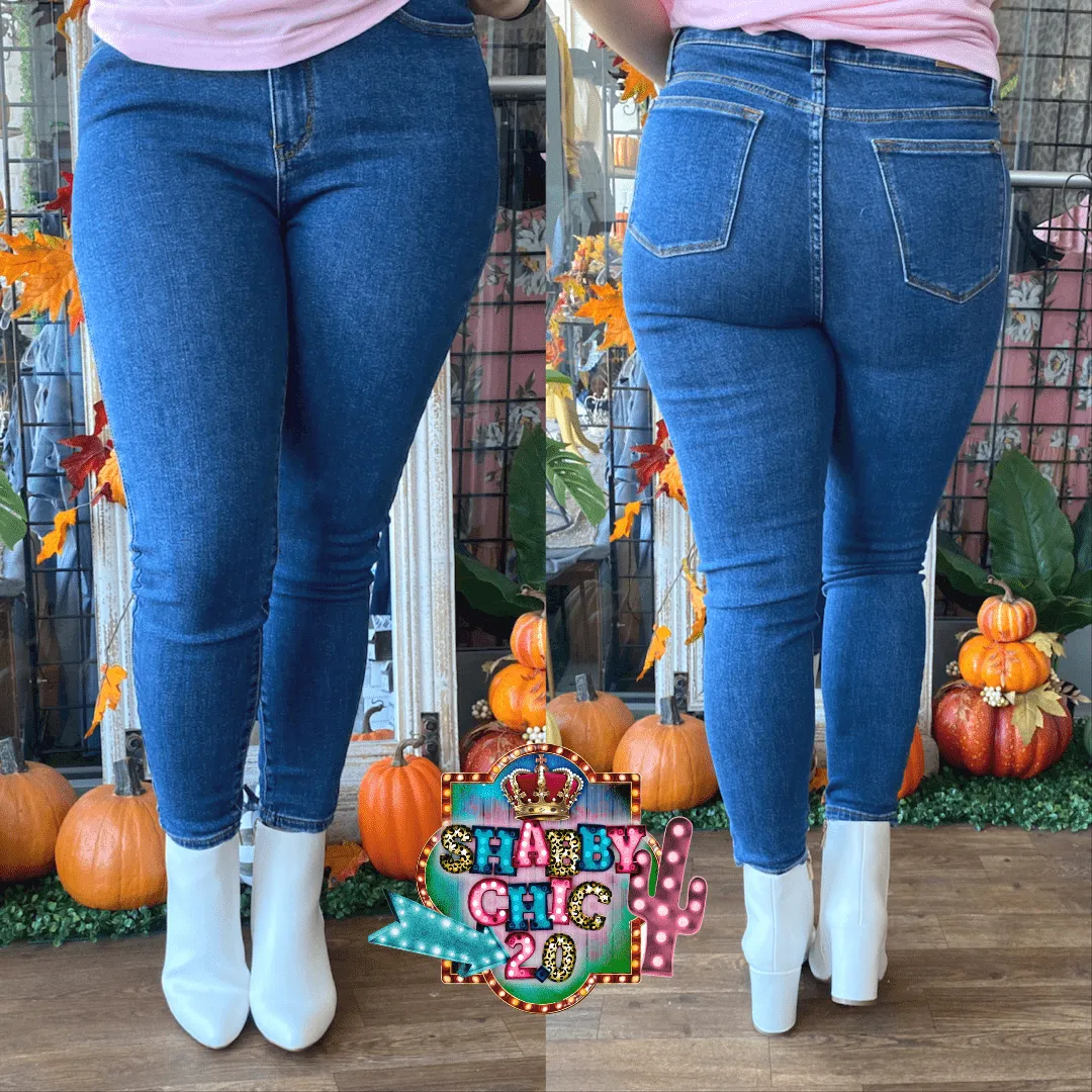 Medium Skinny Fit Judy Blue Jeans - NON DISTRESSED